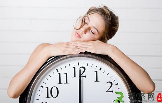 最佳睡眠时间 你的年龄每天睡多少更合适