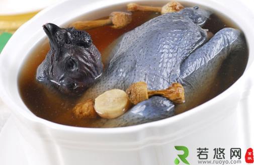 黑色食物可以补肾 常吃黑米补肾养身