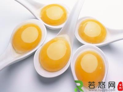 感冒发烧能吃鸡蛋吗？感冒发烧吃什么食物好