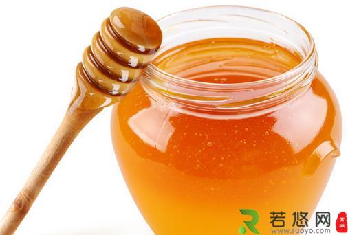 蜂蜜吃错危害健康 3种人不宜喝蜂蜜