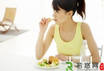 胃疼怎么办？四种伤胃的饮食禁忌坏习惯