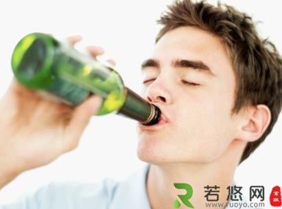 喝酒时不能吃什么菜？喝酒前吃什么不容易醉