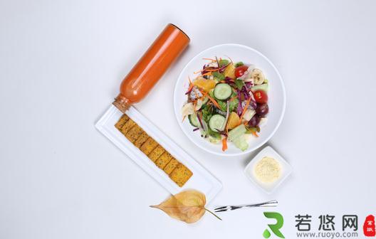 高温天气要遵守什么饮食法则？