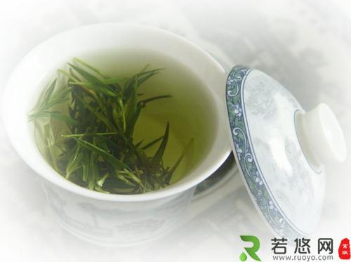 白茶的功效与作用-白茶的冲泡方法-白茶的饮用方法及注意事项