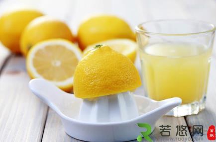 柠檬汁的妙用-柠檬汁在烹饪中的作用