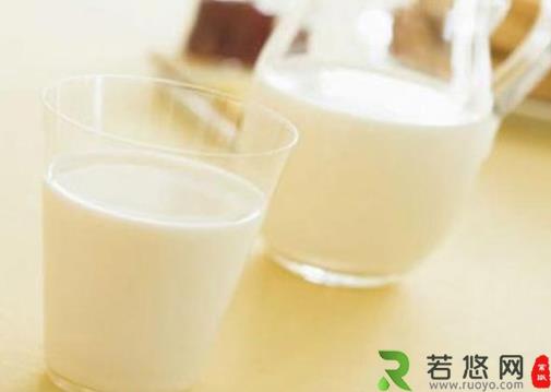 如何鉴别鲜奶的质量？怎样挑选优质的鲜奶