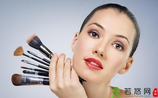33招化妆技巧 “白富美”的速成法