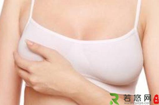 女性乳房下垂该如何矫正