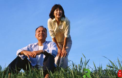 老人不宜饭后马上做运动