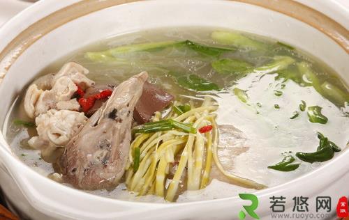 8大药鸡食疗方帮男性补精血