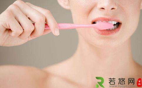 女性健康刷牙注意3点