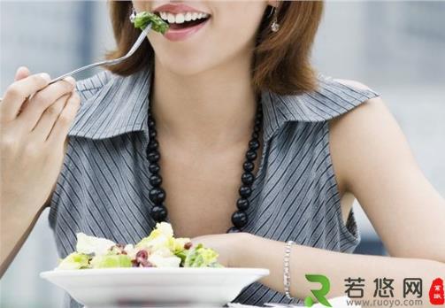 上火怎么办？女白领压力大易上火应多吃“清火”食物