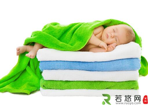 婴儿浴巾什么材质好？婴儿浴巾怎么选择？