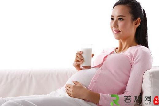 孕期喝牛奶需谨慎 有机奶可能影响胎儿智力