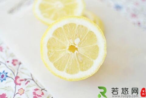 柠檬面膜的制作方法-柠檬汁美白面膜