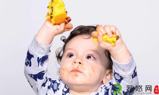 宝宝吃零食小心这七大危害 适合儿童食用的零食分享